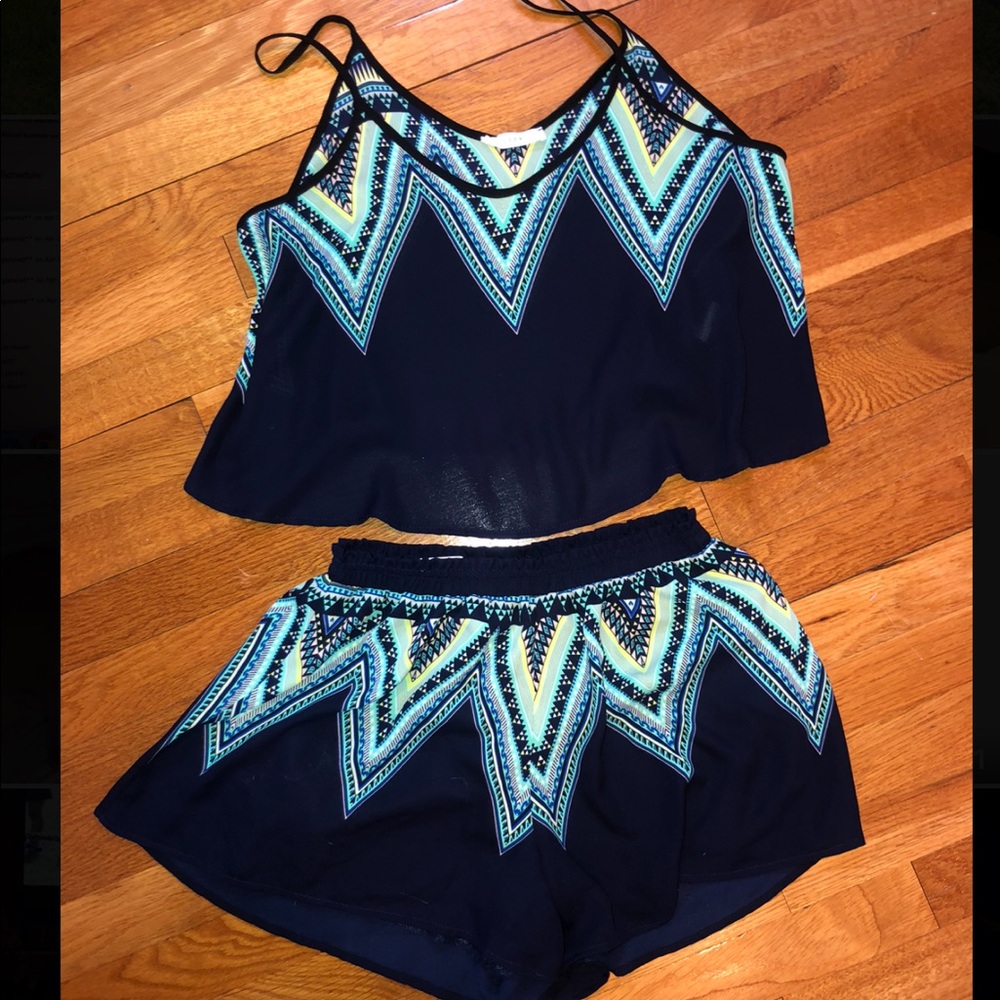 Two-Piece Set